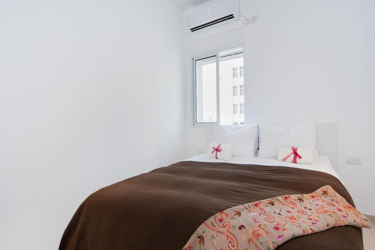 Beach And Sunset Panorama Apartment By Sea N' Rent Tel Aviv Exteriör bild